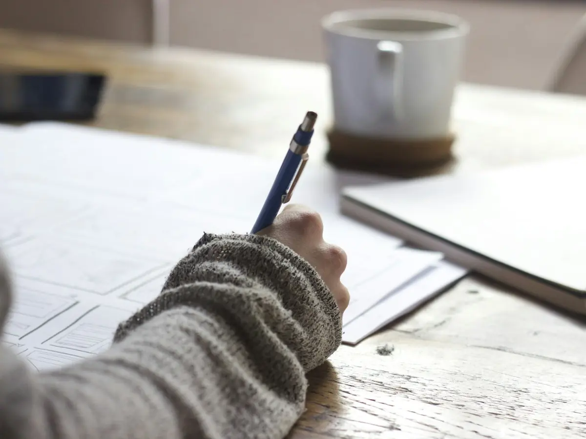 Carnet et tasse, le journal de NatiPsy